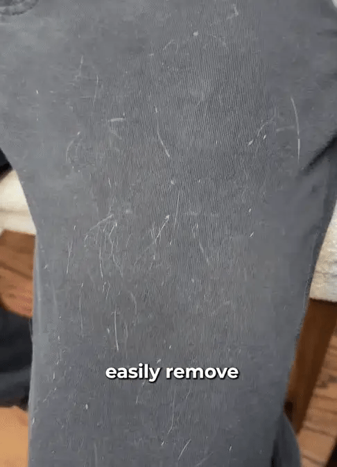 Extra-Sticky Portable Lint Catcher